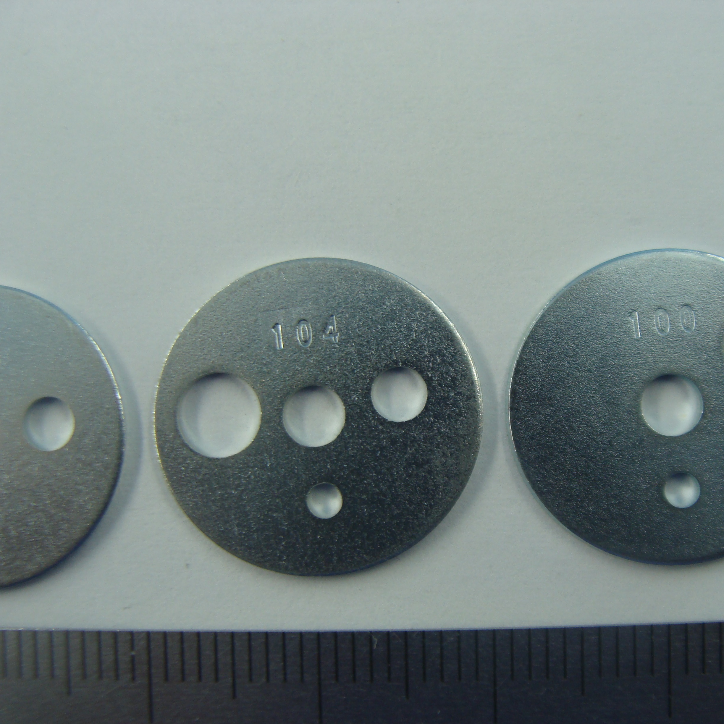 馬達(dá)安裝板：精密沖壓工藝構(gòu)筑電機(jī)核心支撐